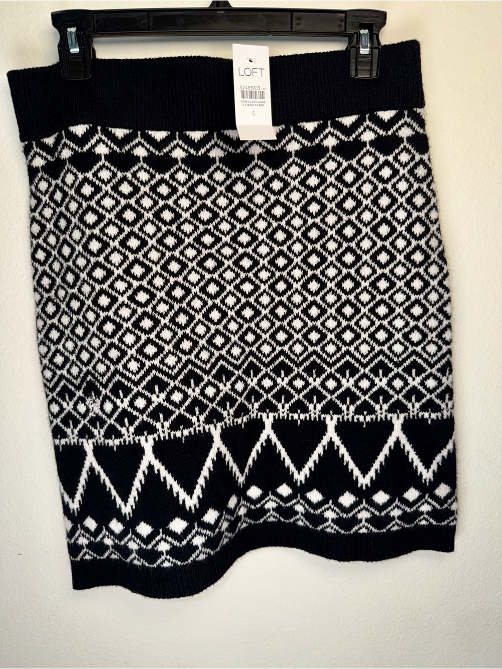 LOFT Geometric Tribal Knit Mini Skirt Size S Black White NWT